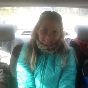 Meet your Posher, Kelly